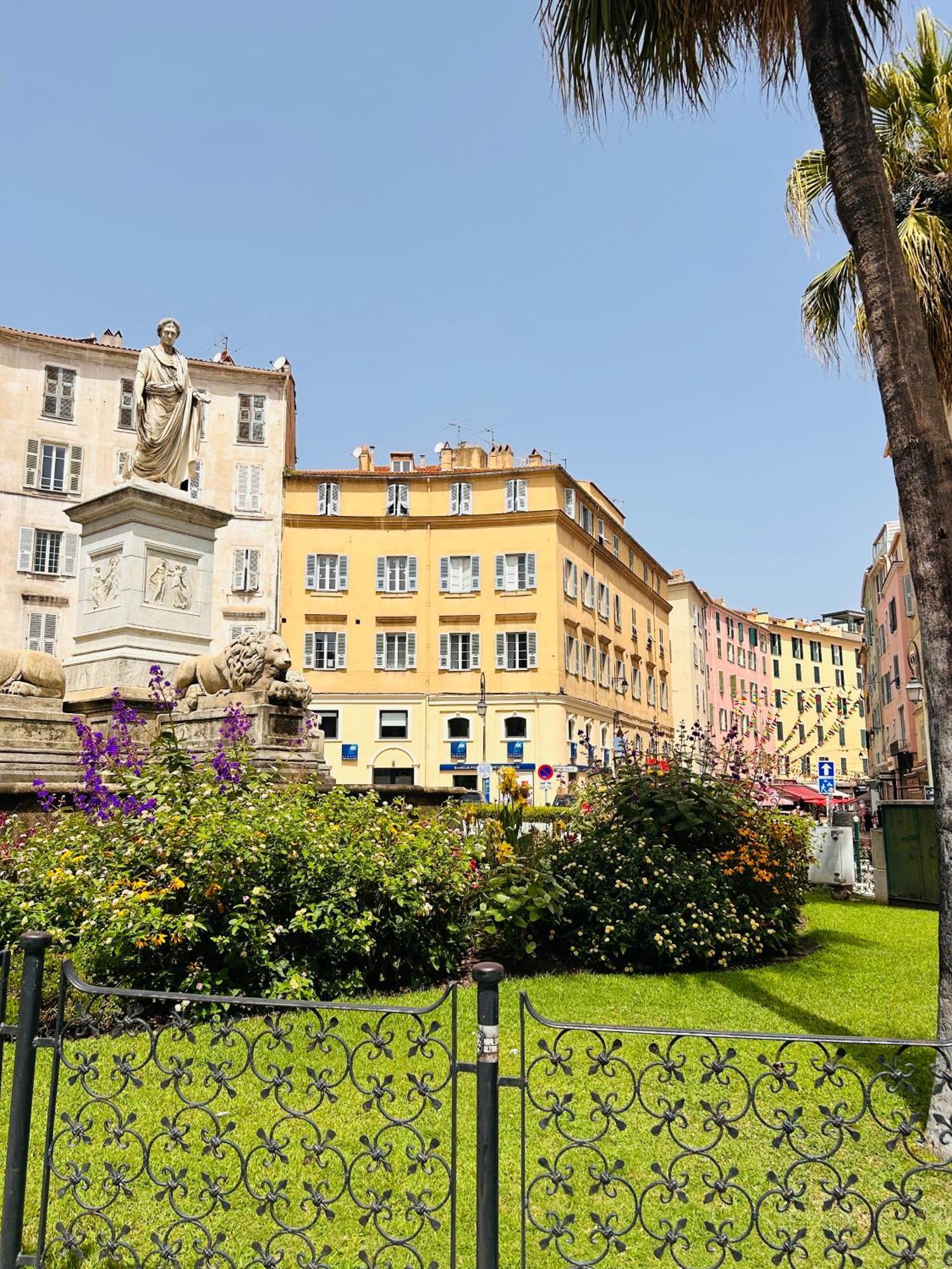 Appartement Cosy Centre Ajaccio Ajaccio  Dış mekan fotoğraf